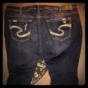 Silver Boyfriend Fit Capri